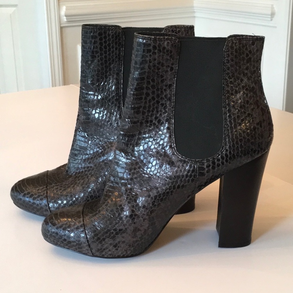 Juicy Couture Roxanna Ankle Boots